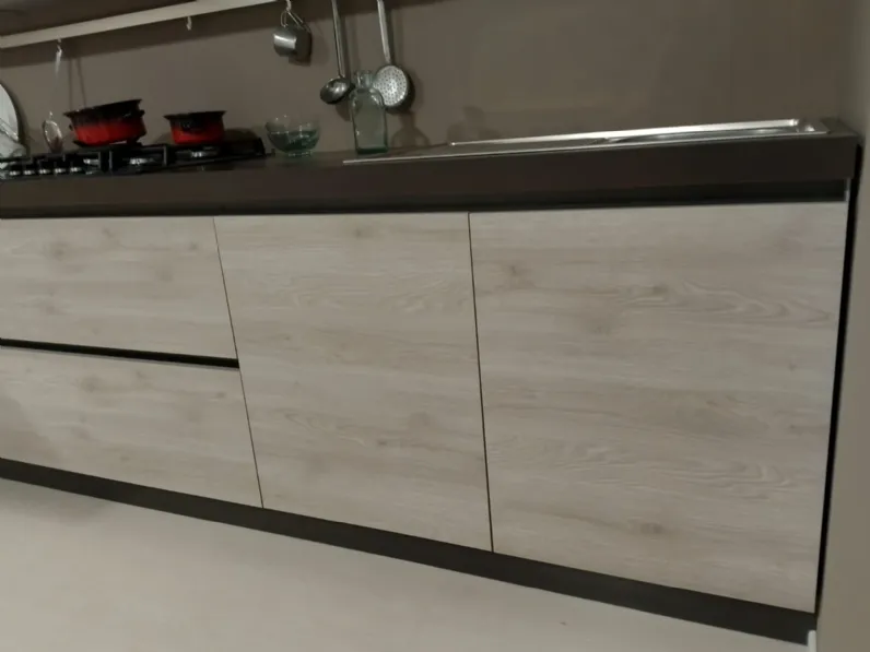 Cucina lineare moderna altri colori Arrex-2 Oriente a soli 9000 Euro