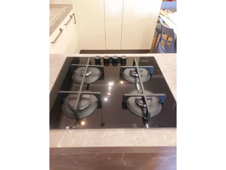 Cucina moderna ad angolo Quadra Colombini casa a prezzo ribassato