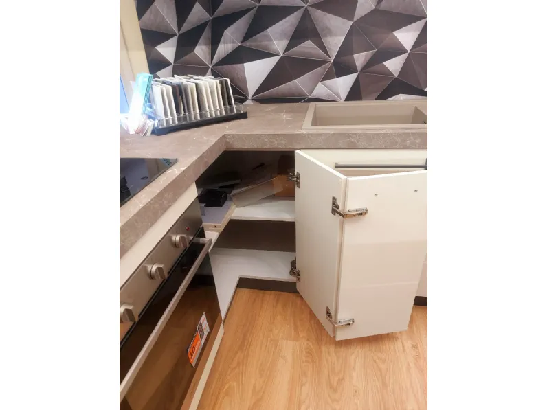 Cucina moderna ad angolo Quadra Colombini casa a prezzo ribassato