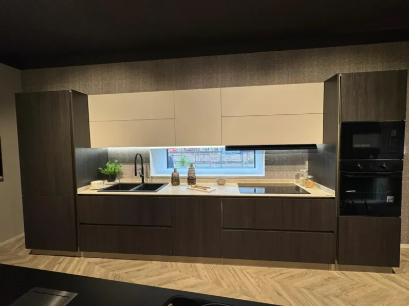 Cucina rovere moro moderna lineare Young Stosa in offerta