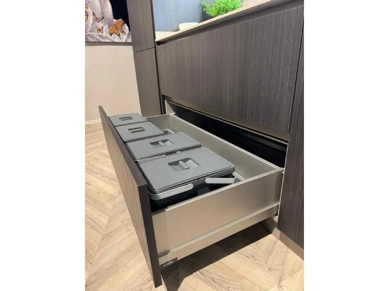 Cucina rovere moro moderna lineare Young Stosa in offerta