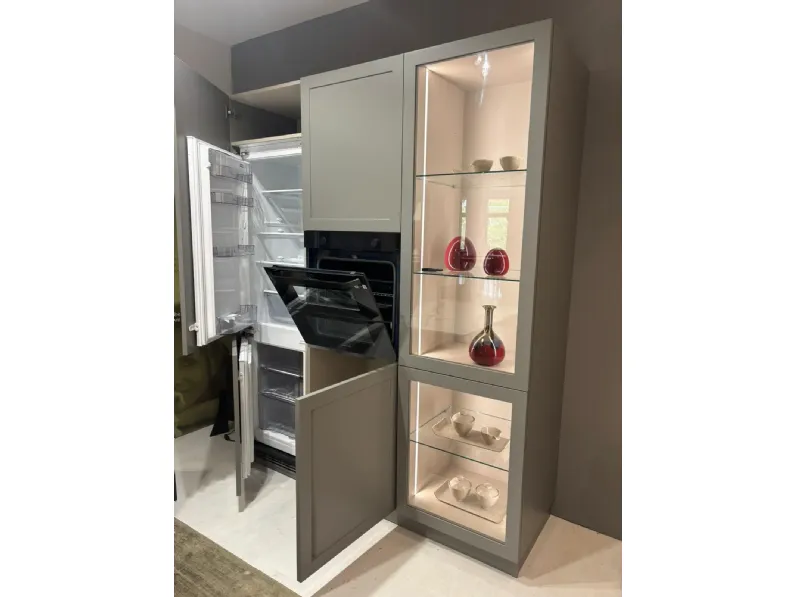 Cucina grigia moderna con penisola Carattere Scavolini a soli 12600 Euro