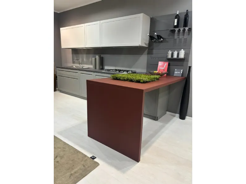 Cucina grigia moderna con penisola Carattere Scavolini a soli 12600 Euro