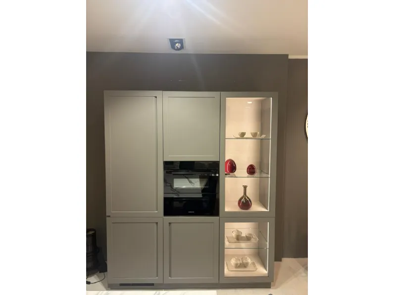 Cucina grigia moderna con penisola Carattere Scavolini a soli 12600 Euro