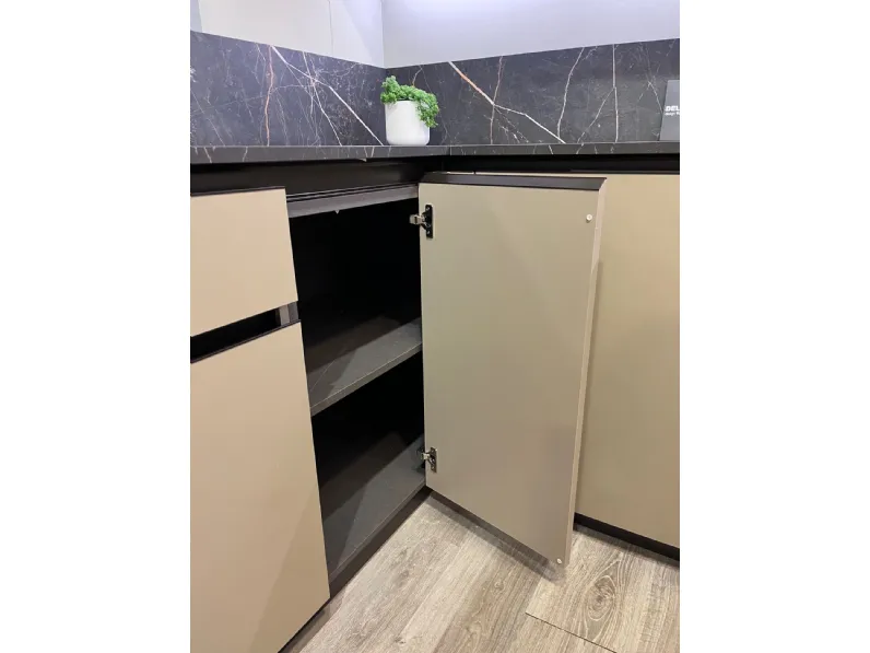 Cucina ad angolo Scavolini Delinea SCONTATA 18%