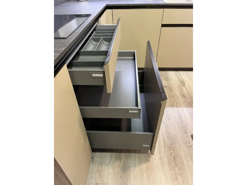 Cucina ad angolo Scavolini Delinea SCONTATA 18%