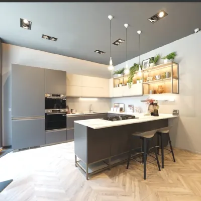 Cucina a prezzo ribassato con penisola design Formalia Scavolini