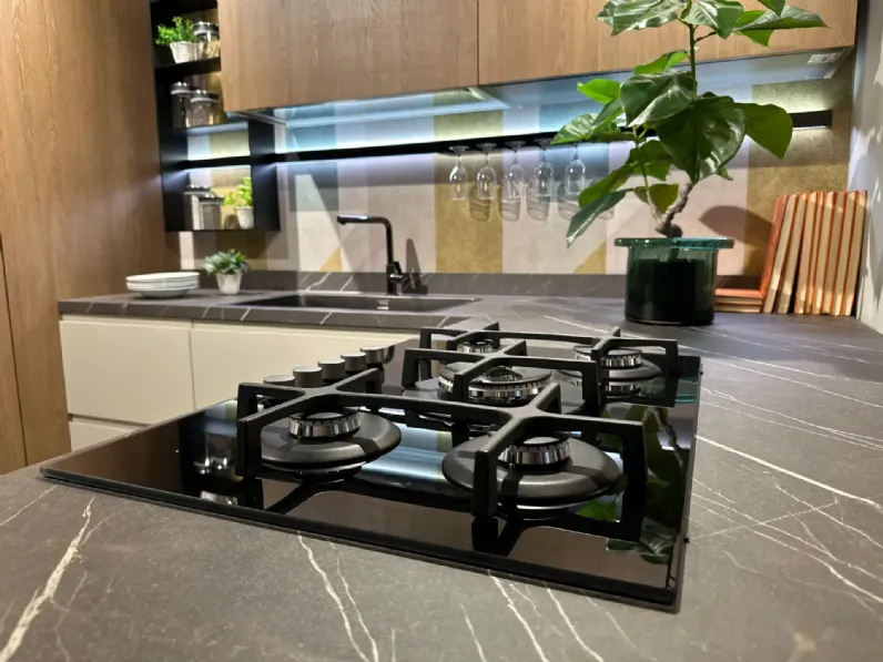 Cucina Motus moderna grigia Scavolini con penisola scontata 53%