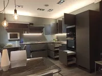 Cucina grigia moderna con penisola Evolution Scavolini a soli 9900