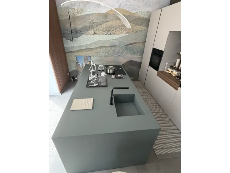 Cucina Ernestomeda design con isola altri colori in hpl Sign