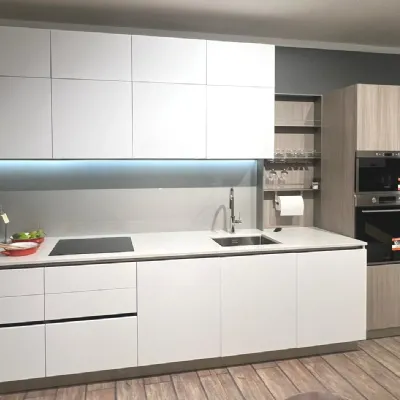 Cucina a prezzo ribassato lineare design Cucina total white Stosa