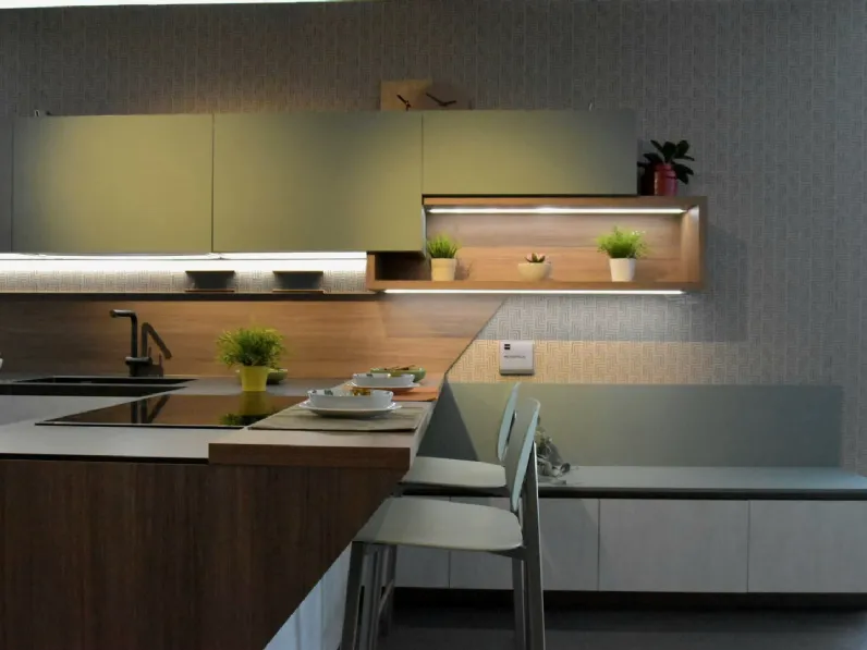 Cucina altri colori design con penisola Stosa Metropolis fenix cemento  a soli 13500 Euro