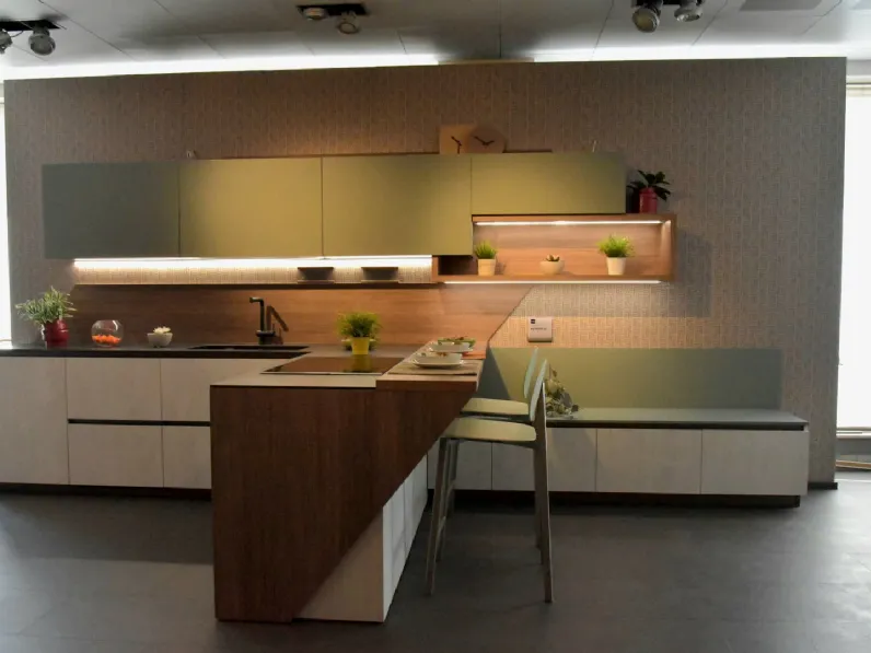 Cucina altri colori design con penisola Stosa Metropolis fenix cemento  a soli 13500 Euro