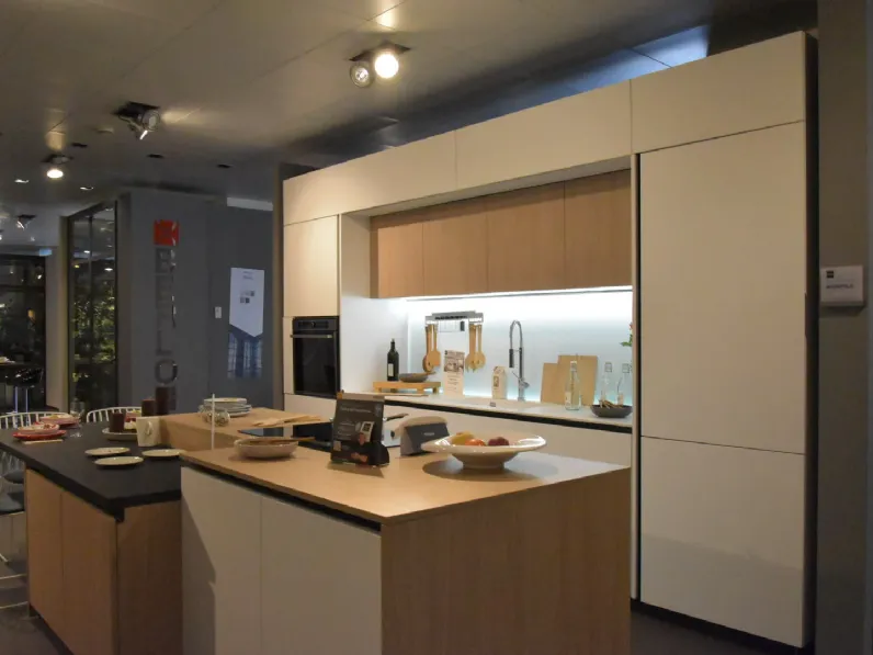 Cucina Stosa Metropolis PREZZO OUTLET scontata 50%
