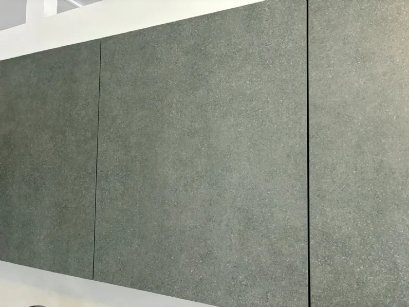 Cucina lineare in laminato opaco bianca Yang  a prezzo scontato