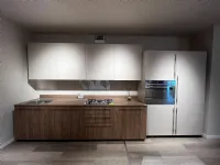 Cucina Stosa moderna lineare noce in laminato materico Metropolis