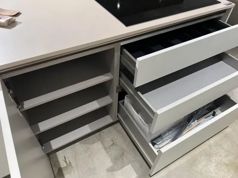 Cucina con isola Stosa metropolis SCONTATA 55%