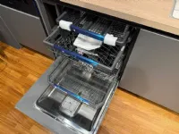 Cucina lineare in laminato materico grigia Young a prezzo scontato