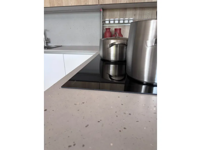 Cucina Time moderna bianca Gentili group con penisola scontata 40%