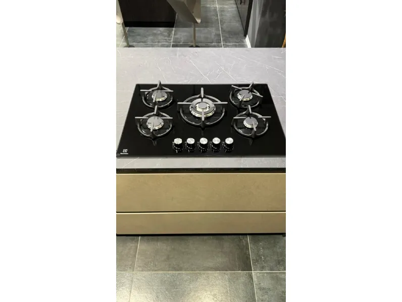 Cucina con isola Binova Bluna SCONTATA 56%