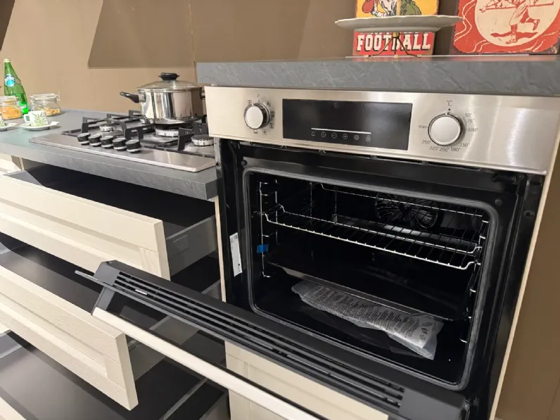 Cucina Mobilturi moderna ad angolo tortora in legno Elsa 