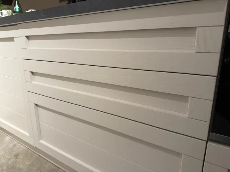 Cucina Mobilturi moderna ad angolo tortora in legno Elsa 