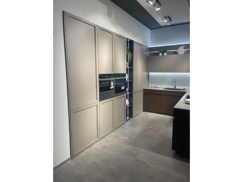 Cucina con penisola in  a prezzo ribassato 53%