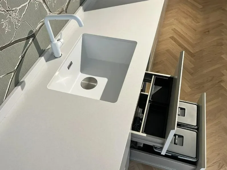 Cucina moderna lineare Infinity Stosa a prezzo scontato