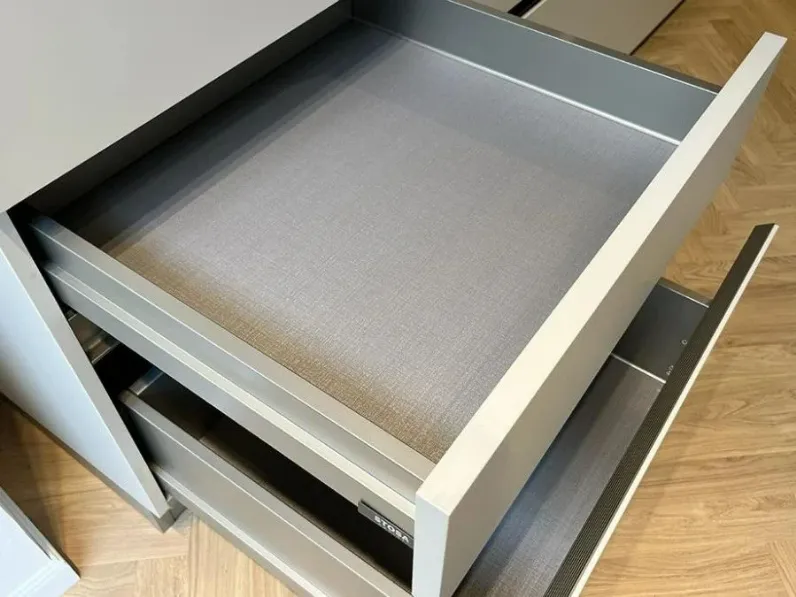 Cucina moderna lineare Infinity Stosa a prezzo scontato