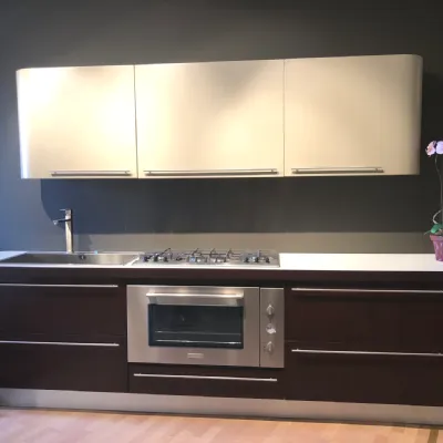 Cucina lineare in laccata opaco tortora Twin a prezzo ribassato