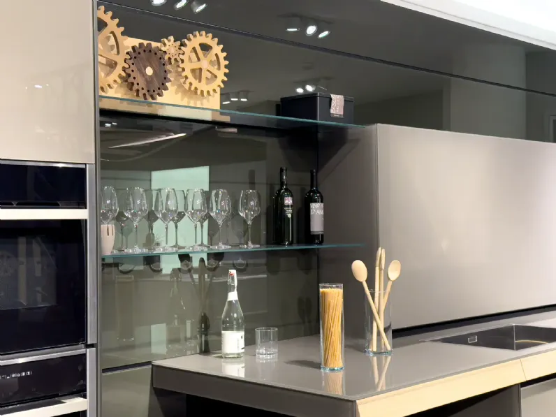 Cucina a PREZZI OUTLET in vetro Valcucine -45%