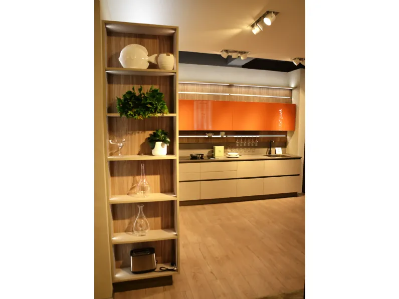 Cucina altri colori moderna Start time j  Veneta Cucine scontata 