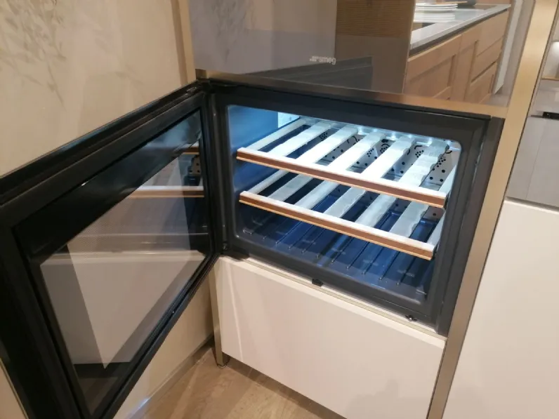 Cucina Tribeka lineare Veneta Cucine con uno sconto imperdibile
