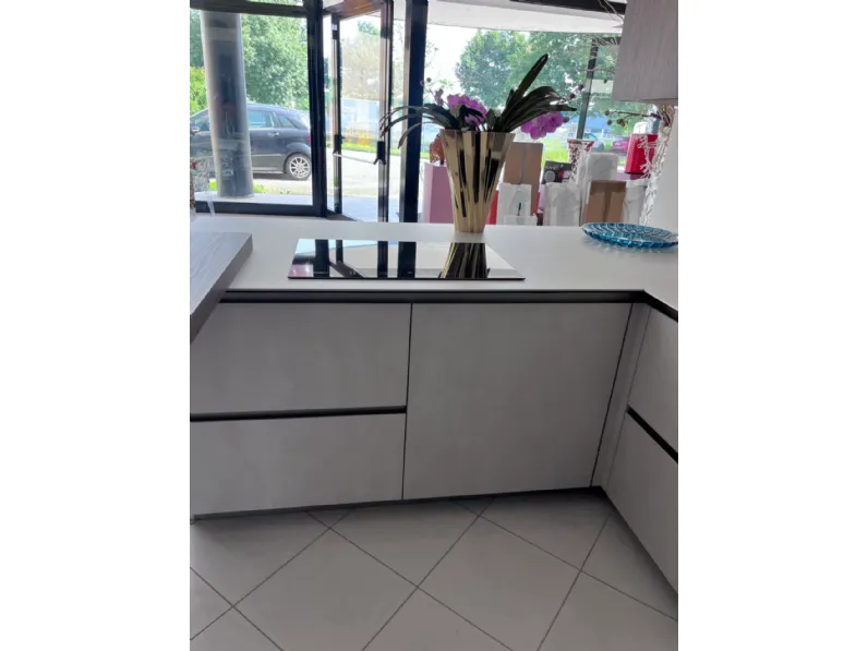 Cucina a PREZZI OUTLET in laminato materico Snaidero -31%