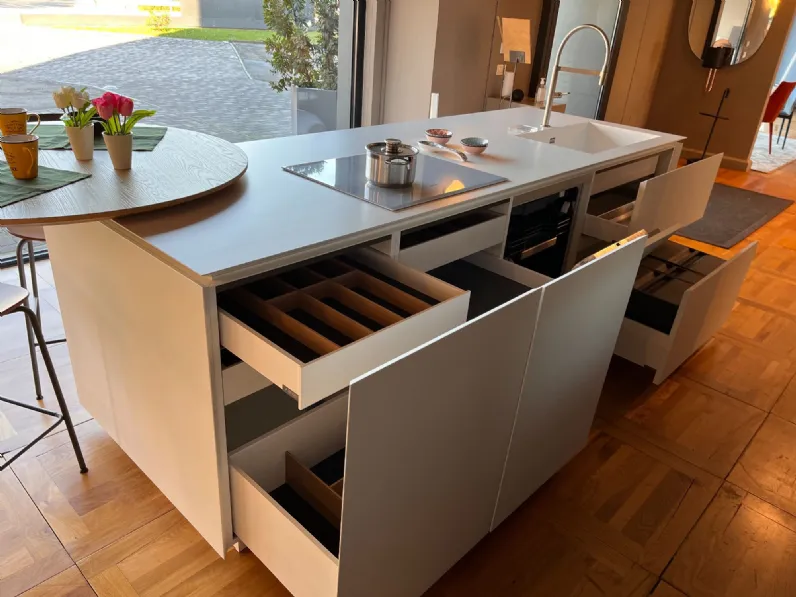 Cucina con Isola Zampieri Cucine Fifty Y Collection a Mantova - Sconto 45%