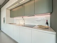 Cucina a prezzo ribassato lineare moderna Cucina trend verde opaco Forma 2000