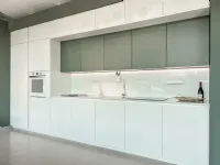 Cucina a prezzo ribassato lineare moderna Cucina trend verde opaco Forma 2000