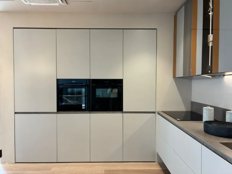 Cucina tortora moderna Cut + now Lago in Offerta Outlet 
