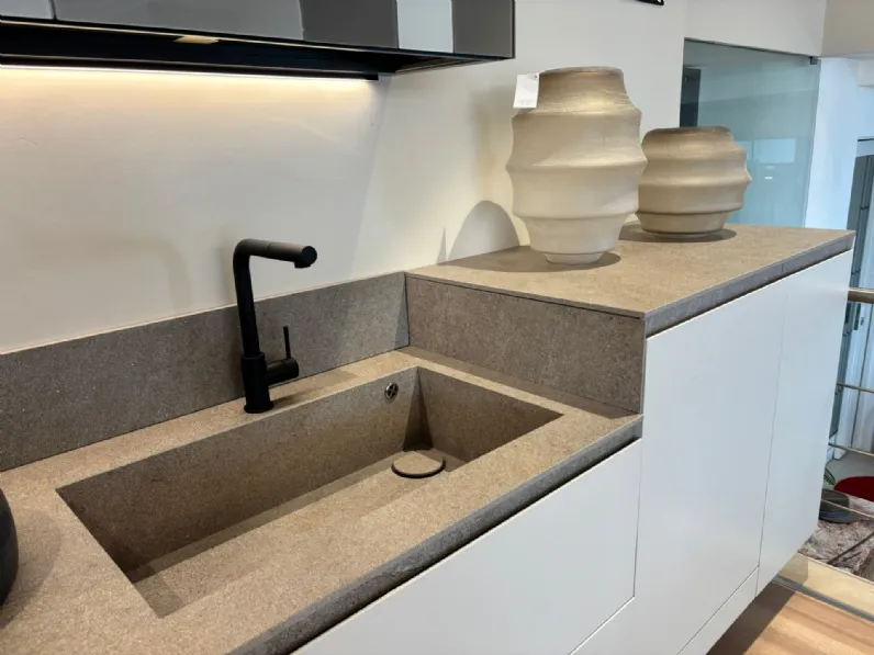 Cucina tortora moderna Cut + now Lago in Offerta Outlet 