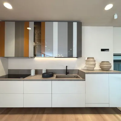 Cucina tortora moderna Cut + now Lago in Offerta Outlet 