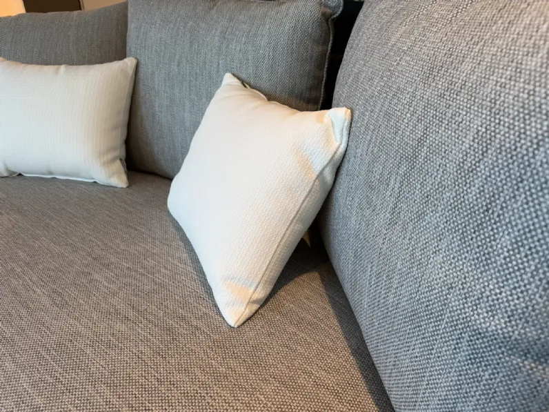 Divano per l'esterno Swipe sofa a marchio Talenti a prezzo scontato