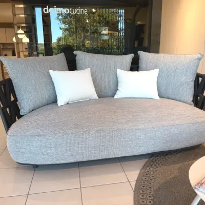 Divano per l'esterno Swipe sofa a marchio Talenti a prezzo scontato