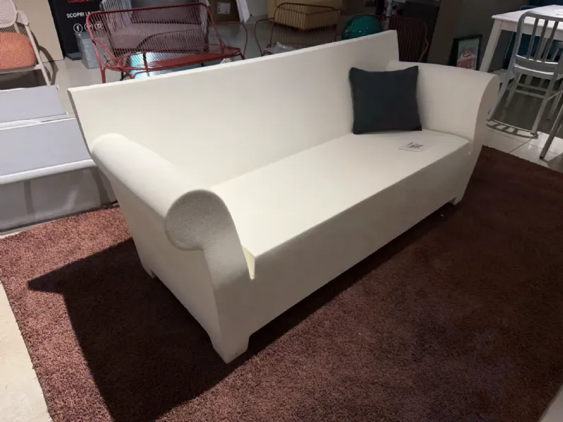 Divano da giardino modello Bubble Kartell in offerta
