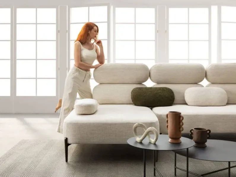 Divano in Tessuto stile design modello Avalon scontato - 35%