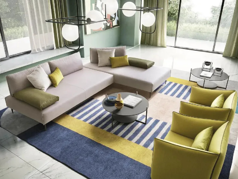 Divano Lineare Bacio light Le comfort a 1959€