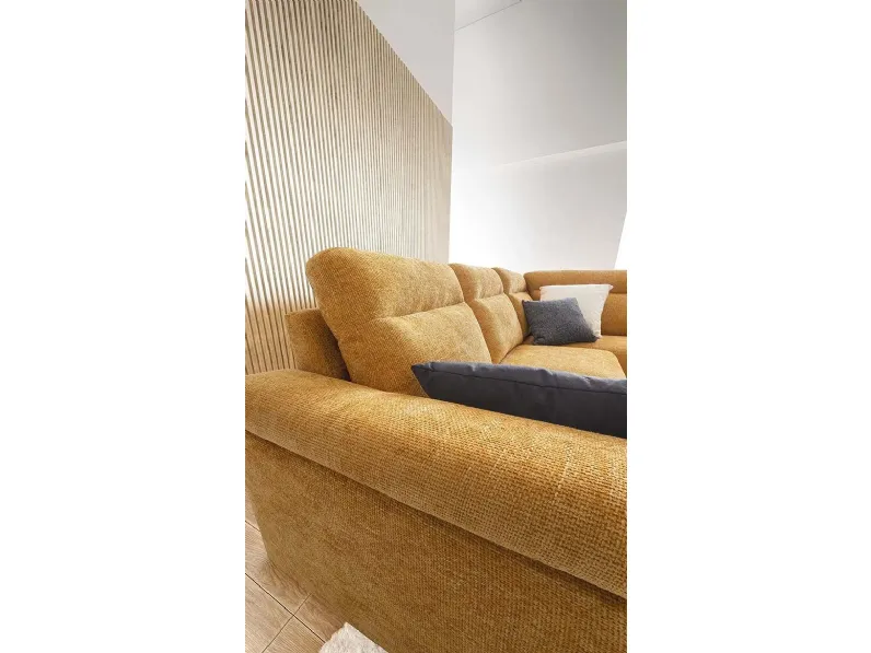 Divano in Tessuto stile classico modello Bellargo b scontato - 38%