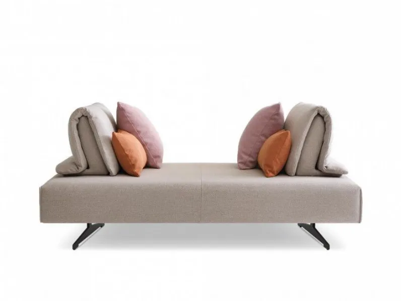 Divano Lineare Abbraccio Le comfort in Offerta Outlet a 1900 Euro