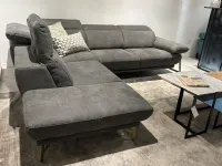 Divano Avery  microfibra in poliuretano  La casa moderna in Offerta Outlet