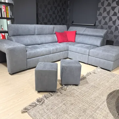 Divano Angolare Divano angolare facile  Artigianale in Offerta Outlet a 1520 Euro