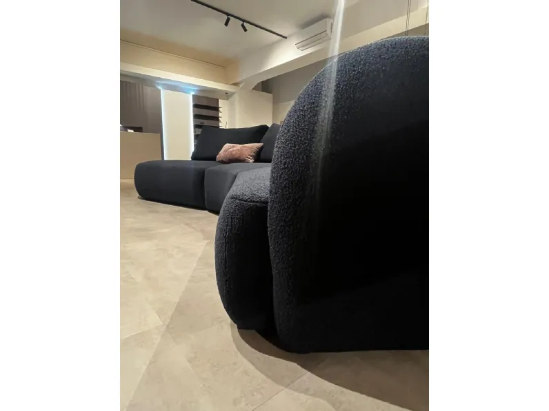 Divano in Tessuto stile design modello Duepuntozero scontato - 50%